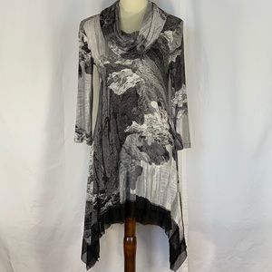 ‼️FINAL MARKDOWN‼️ Shark bit hem dress. B-5